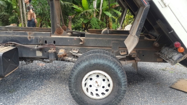 รถบรรทุก 6 ล้อดัมพ์ HINO FC4J ปีจดทะเบียน 2550 144 แรงม้า รถบรรทุก 6 ล้อดัมพ์ HINO FC4J ปีจดทะเบียน 2550 144 แรงม้า