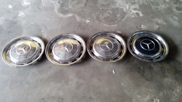 ขาย ฝาครอบล้อเบนซ์