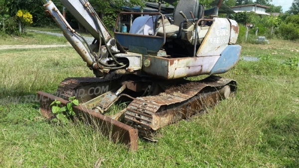 รถแบคโฮ HITACHI EX40