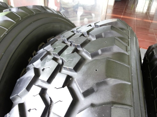 ยาง MUD MAXXIS BUCKSHOT 265/75/16 ปี 2013