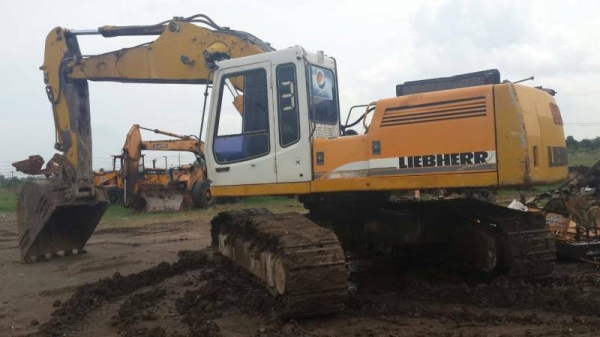 ขาย LIEBHERR 934สภาพสวยพร้อมใช้ ราคาต่อรองได้ ติดต่อได้ที่คุณ อ๊อฟ พิจิตร 086-737-9991 ขาย LIEBHERR 934สภาพสวยพร้อมใช้ ราคาต่อรองได้ ติดต่อได้ที่คุณ อ๊อฟ พิจิตร 086-737-9991