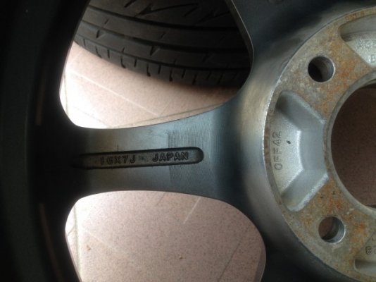 ล้อเเท้ JAPAN BIM ขอบ16กว้าง7นิ้วอ๊อฟ42 4รู114สีเดิมๆของเก่าญี่ปุ่นสภาพสวย ล้อเเท้ JAPAN BIM ขอบ16กว้าง7นิ้วอ๊อฟ42 4รู114สีเดิมๆของเก่าญี่ปุ่นสภาพสวย