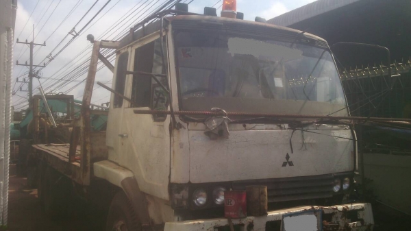 ขายเทเลอร์ MISTUBISHI MA23XX  2เพลาราคาต่อรองได้ ติดต่อได้ที่คุณ อ๊อฟ พิจิตร 086-737-9991