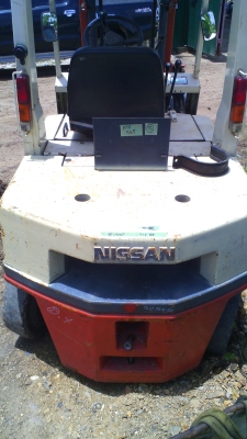 ขาย Forklift Nissan ขนาด 2.5 ตัน เบนซิน ติดต่อ 092-315-8787 กอล์ฟ