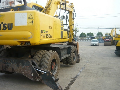 รถขุดล้อยาง Komatsu PW150-6 รถเก่านอก สภาพเดิมๆ พร้อมใช้งาน