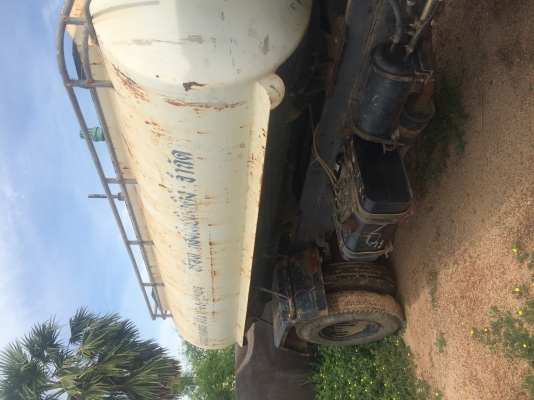 ขายรถนำ้ราคาถูก