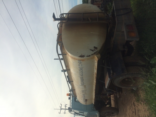 ขายรถนำ้ราคาถูก