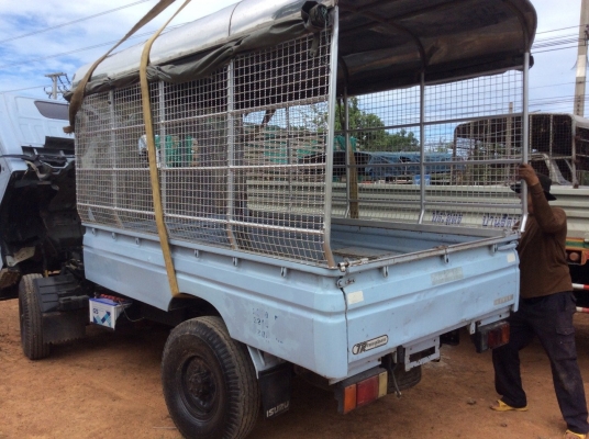 กะบะ4ล้อ เหล็กสวยๆเดิมๆ พร้อมหลังคา ขาย 25,000บาท (ศุภากร 081-1903107, 081-4252943)