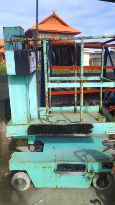 ขายเมนลิฟท์ ความสูง 2.7 เมตร สภาพพร้อมใช้งาน ติดต่อ 092-315-8787