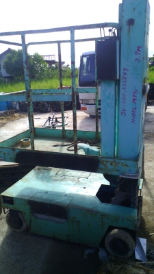 ขายเมนลิฟท์ ความสูง 2.7 เมตร สภาพพร้อมใช้งาน ติดต่อ 092-315-8787