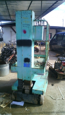 ขายเมนลิฟท์ ความสูง 2.7 เมตร สภาพพร้อมใช้งาน ติดต่อ 092-315-8787