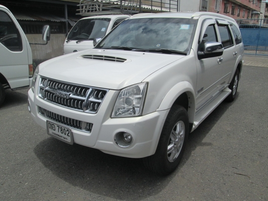 ขาย Isuzu Mu7 รุ่นพรีโม่ 4x2 3.0VGS AT ปี09.