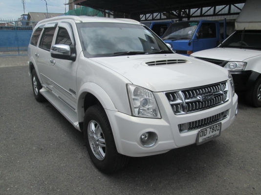 ขาย Isuzu Mu7 รุ่นพรีโม่ 4x2 3.0VGS AT ปี09.