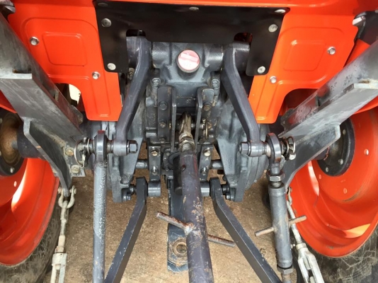 ขายรถไถ Kubota L3608(4WD) พร้อมใบมีดและผานพรวนช้าง รถ800ชั่วโมง พร้อมใช้งาน