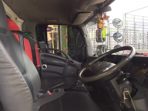 FRR  210  ปี54  วิ่งมา120,000 กม.   ราคา  1,050,000  บาท