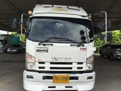 FRR  210  ปี54  วิ่งมา120,000 กม.   ราคา  1,050,000  บาท