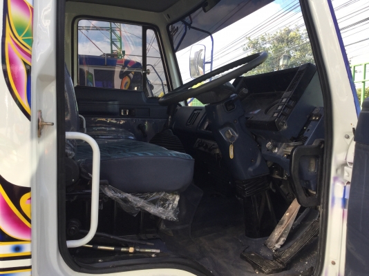 ขายรถสิบล้อดั้มIsuzu195นางฟ้ากระบะใหม่ยางใหม่10เส้นเครื่อง195โบอินเตอร์เล่มพร้อมโอน