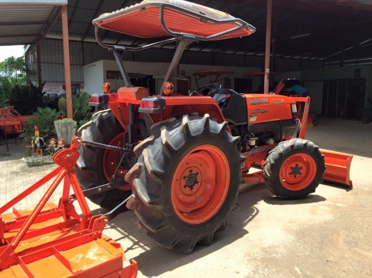 ขายรถไถKubota L4508DI (4WD) พร้อมใบมีดหน้าและเครื่องตัดหญ้าLCSใหม่1.4ม.รถพร้อมใช้งาน