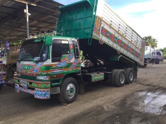 ขายHINO3M2เพลาดั้ม240แรงม้าเล่มพร้อมโอน