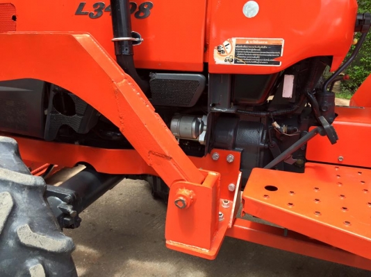 ขายรถไถKubota L3408 (4WD) พร้อมใบมีดหน้าคานบนและเครื่องตัดหญ้าLCSใหม่ รถพร้อมใช้งาน ขายรถไถKubota L3408 (4WD) พร้อมใบมีดหน้าคานบนและเครื่องตัดหญ้าLCSใหม่ รถพร้อมใช้งาน