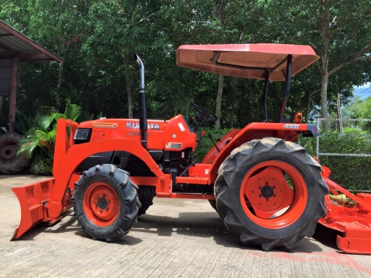 ขายรถไถKubota L3408 (4WD) พร้อมใบมีดหน้าคานบนและเครื่องตัดหญ้าLCSใหม่ รถพร้อมใช้งาน