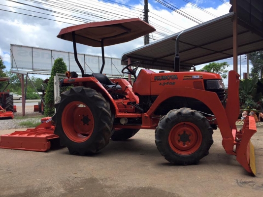 ขายรถไถKubota L3408 (4WD) พร้อมใบมีดหน้าคานบนและเครื่องตัดหญ้าLCSใหม่ รถพร้อมใช้งาน