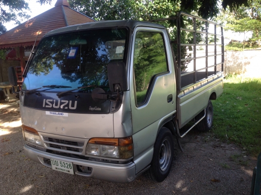 ขาย 4 ล้อไม่ติด NKR สวยๆ ครับ