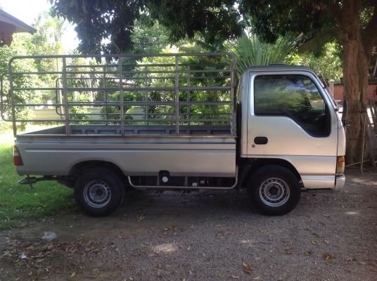 ขาย 4 ล้อไม่ติด NKR สวยๆ ครับ