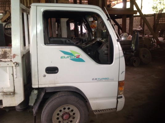 ขาย 4 ล้อไม่ติด NKR สวยๆ ครับ