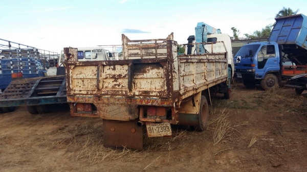 หกล้อ ฮีโน้ FC3WLA165 แรง ช่วงยาว 6ม เครน 3.7ตัน ชุชเปอร์ Zท้องวี ยาว 6 ม ทะเบียนพร้อมโอน ราคาต่อรองได้ 650,000บ หกล้อ ฮีโน้ FC3WLA165 แรง ช่วงยาว 6ม เครน 3.7ตัน ชุชเปอร์ Zท้องวี ยาว 6 ม ทะเบียนพร้อมโอน ราคาต่อรองได้ 650,000บ