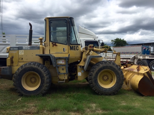 รถตักล้อยาง KOMATSU WA 180-3A เก่านอก