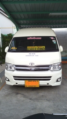 ขายด่วน  รถตู้ ร่วม ข.ส.ม.ก พร้อม วิน ปี 2013  TOYOTA   COMMUTER