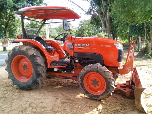 ขายรถไถคูโบต้าL4708 มีใบมีดผาลพรวนพร้อมใช้งานครับ