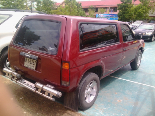 ขาย nissan big m แวนเครื่องเบนซิน