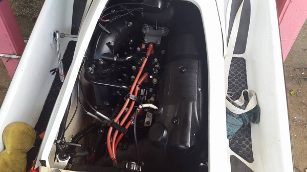 ขายเจทสกี yamaha 1200R สีขาวสภาพสวยเดิมๆ