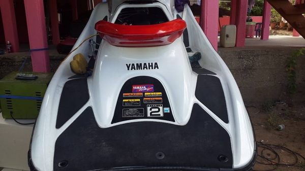 ขายเจทสกี yamaha 1200R สีขาวสภาพสวยเดิมๆ