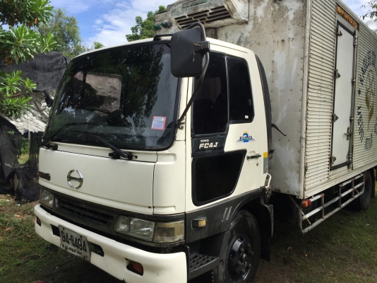 ขาย6ล้อ ตู้เย็น FC4JJ ปี44 เครื่อง 165แรง เทอร์โบอินเตอร์. ยาว 5.50 เมตร ขาย6ล้อ ตู้เย็น FC4JJ ปี44 เครื่อง 165แรง เทอร์โบอินเตอร์. ยาว 5.50 เมตร