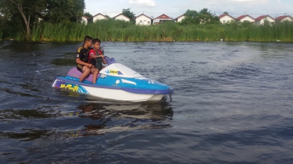 ปลาโอ 700 เรือพร้อมขับ 55,000