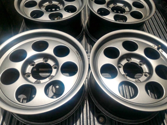 ขายล้อลาย PIAA 8 x 17 ET 20 ขายล้อลาย PIAA 8 x 17 ET 20