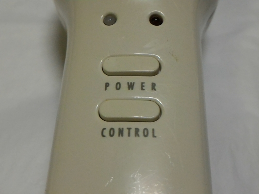 เครื่องนวดด้วยคลื่นความถี่สูงอุลตร้าโซนิก คือใช้เป็นตัวส่งผ่านของตัวที่เราต้องการทาบนผิวหนังให้ทำงานได้ดีขึ้น