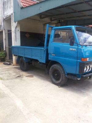 Toyota ไดน่า 4 ล้อเกียร์กระปุก Toyota ไดน่า 4 ล้อเกียร์กระปุก