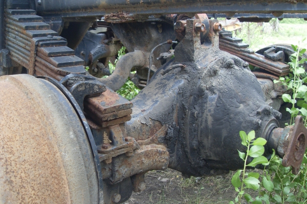 * ขายช่วงล่าง นิสสันUD 1เพลา สภาพสวย ขาย 90,000.-