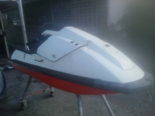 ขายเรือยืนคาวาชากิ650เก่านอกตามสภาพ