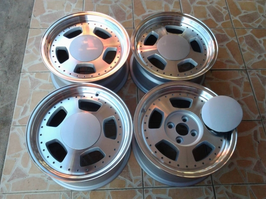 ขอบ 15x7 / 4x100 off25 ทำสี ปัดเงาใหม่แล้ว vip ไม่ควรพลาด 5500 ส่งได้