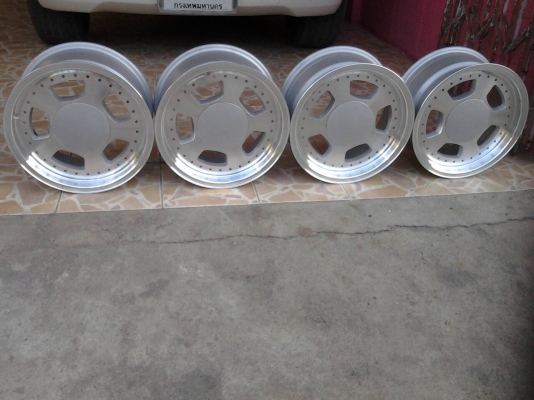 ขอบ 15x7 / 4x100 off25 ทำสี ปัดเงาใหม่แล้ว vip ไม่ควรพลาด 5500 ส่งได้