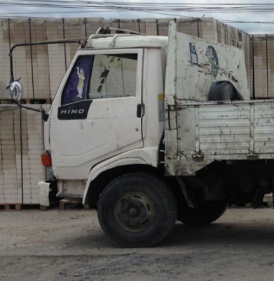 หกล้อ ฮีโน้ 779 ห้างเเท้ ช่วงยาว5.50ม สภาพพร้อมใช้งาน ทะเบียนพร้อมโอน หกล้อ ฮีโน้ 779 ห้างเเท้ ช่วงยาว5.50ม สภาพพร้อมใช้งาน ทะเบียนพร้อมโอน