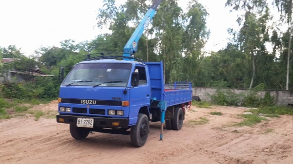 ขาย6ล้อ อีซูซุ NPR115 Fหน้าหลัง เครนท้องวีเทอร์โบว์ แชชซีสวย เครน3ปอก เก่านอก สภาพพร้อมใช้งาน เอกสารพร้อมโอน