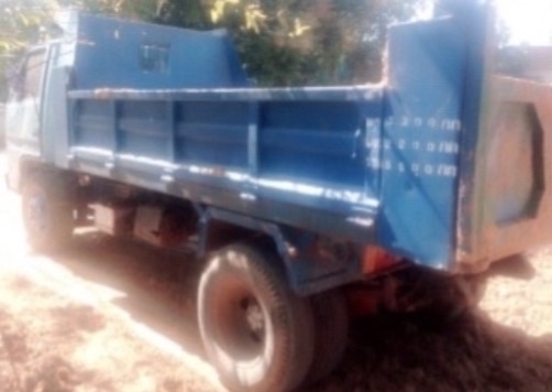 ISUZU NKR 110 HP 4BE1 ปี 36 หกล้อดั๊มพ์ ห้างแท้ กระบะดั๊มพ์เหล็ก 4 ตันความยาว 3.60 เมตรสภาพดีพร้อมบรรทุกหนักพร้อมใช้งานได้เลยครับ เครื่องยนต์แรงดีไม่มีแตกเยิ้ม ภายในเก๋งคอนโซลสวยครบ พวงมาลัยธรรมดา ช่วงล่างแน่นดีเดิมๆคัชซีสวยมากๆครับไม่มีแตกไม่มีบวมเลย ยาง ISUZU NKR 110 HP 4BE1 ปี 36 หกล้อดั๊มพ์ ห้างแท้ กระบะดั๊มพ์เหล็ก 4 ตันความยาว 3.60 เมตรสภาพดีพร้อมบรรทุกหนักพร้อมใช้งานได้เลยครับ เครื่องยนต์แรงดีไม่มีแตกเยิ้ม ภายในเก๋งคอนโซลสวยครบ พวงมาลัยธรรมดา ช่วงล่างแน่นดีเดิมๆคัชซีสวยมากๆครับไม่มีแตกไม่มีบวมเลย ยาง