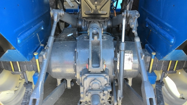 ขายNewholland 5030 เครื่องเสื้อลายปั้มกลม สี่สูบ เกียร์ 8x8 สองเพลาเจ้าของซื้อมาไม่ได้้ใช้งาน ขายNewholland 5030 เครื่องเสื้อลายปั้มกลม สี่สูบ เกียร์ 8x8 สองเพลาเจ้าของซื้อมาไม่ได้้ใช้งาน