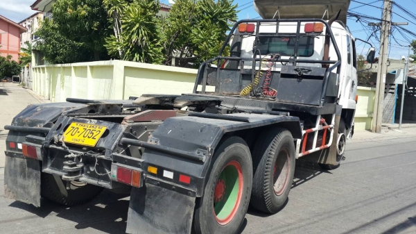 หัวลาก อีซูซุ 2เพา CXG 320 แรง สภาพดีพร้อมใช้งาน ทะเบียนพร้อมโอน